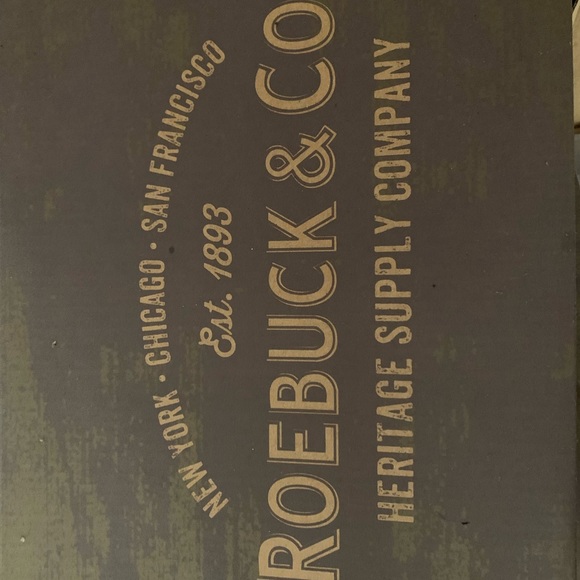 Roebuck and Co. size 6 olive faux fur boots. - Picture 4 of 4